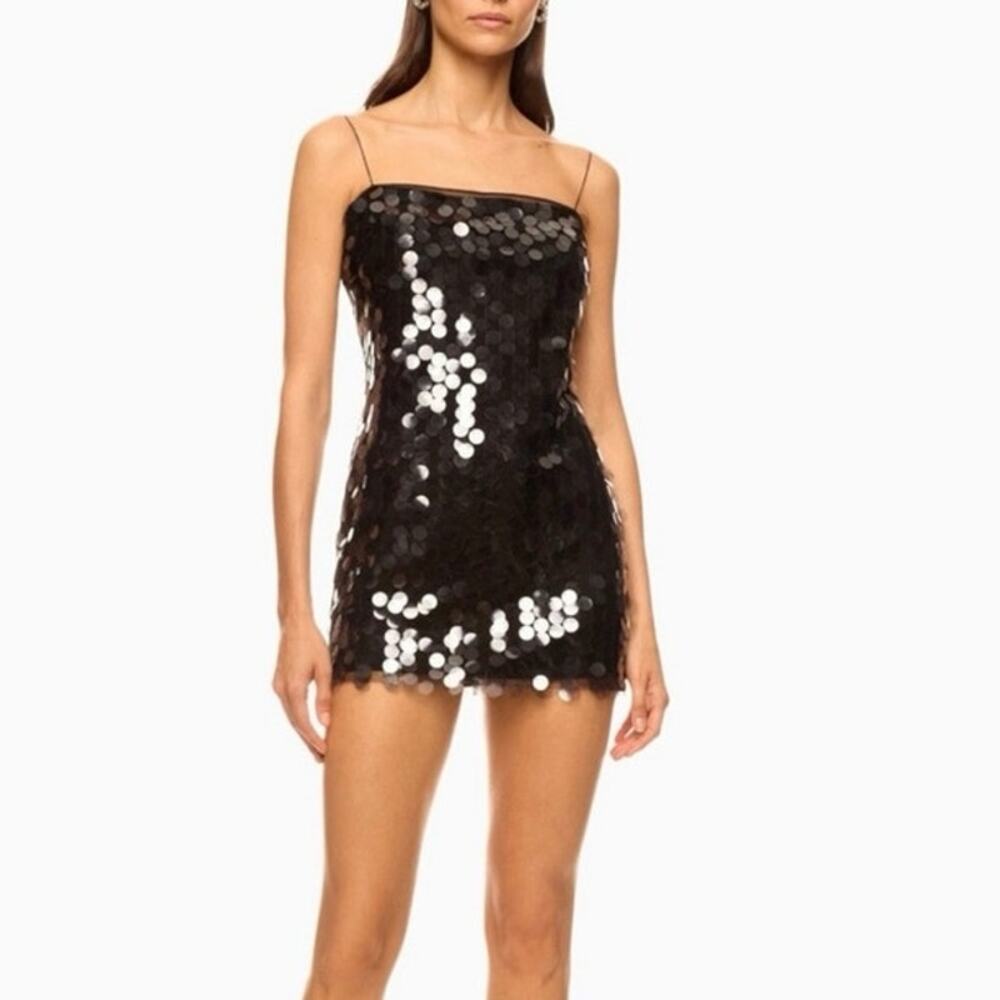 16Arlington Black Sequin Mini Dress with Spaghetti Straps
Size 8